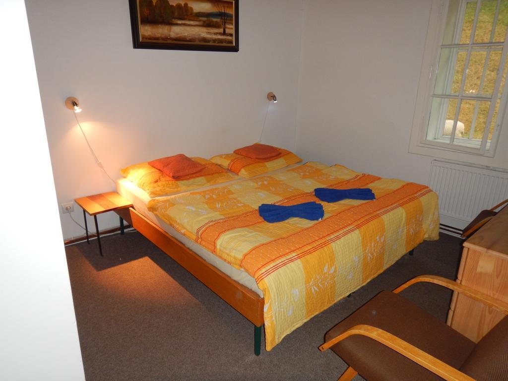 Myslivna Hotel Cerny Dul Exterior photo
